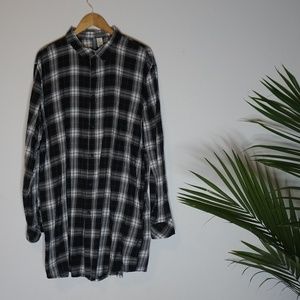 long black and white plaid flannel H&M shirt